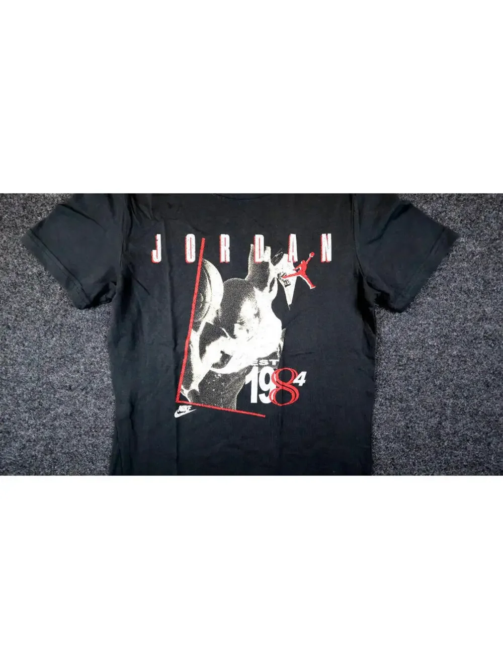 Nike Air Jordan Boys Medium (10-12) Black Graphic 1984 Jumpman Tee NWT